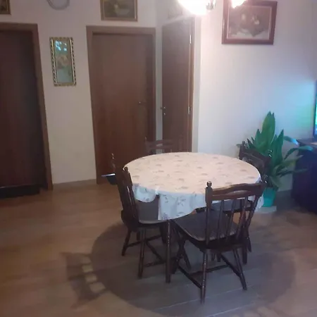 In - Balaton 18183 Балатонбоглар